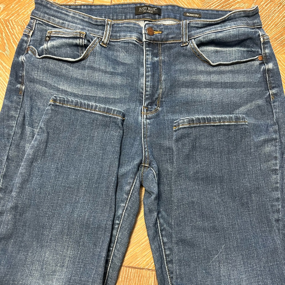 Judy Blue Size 16W Skinny Fit Jean